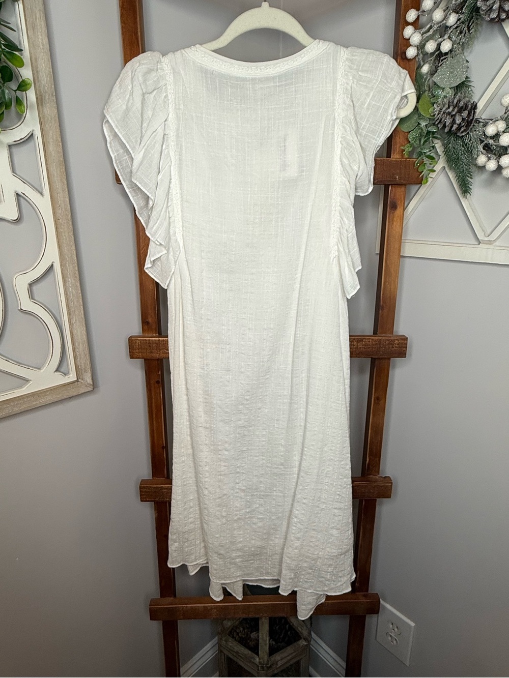 NWT Max Studio White Flutter Sleeve Boho Dress – Size Small - Picture 3 of 7